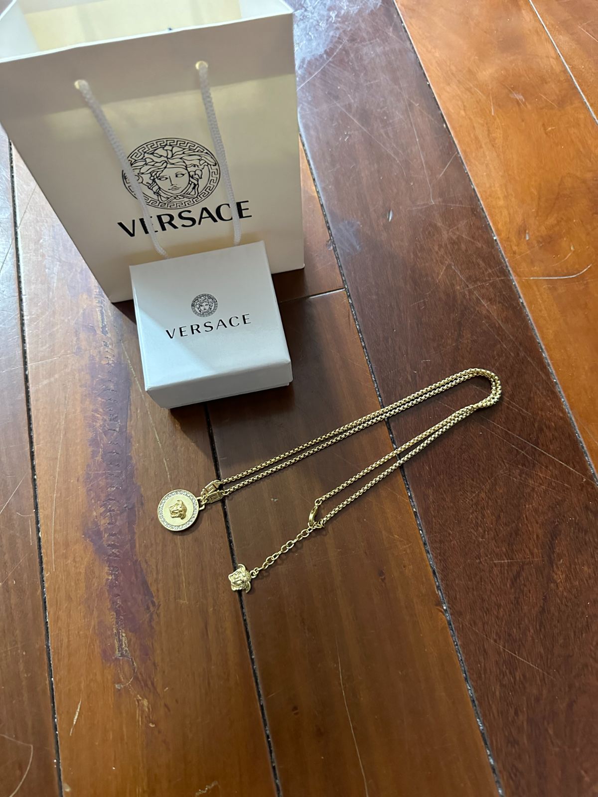 【新品未使用】 VERSACE ヴェルサーチ ネックレス