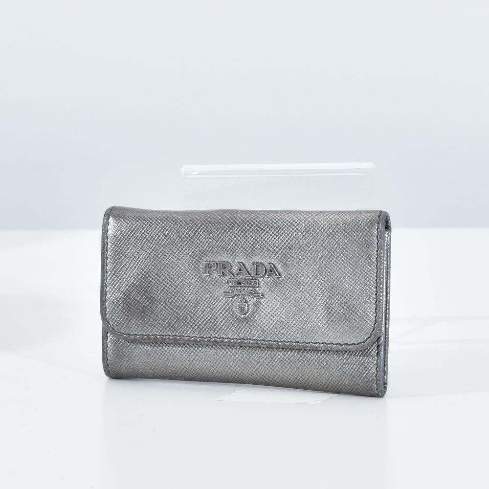 専用 PRADA サフィアーノ リボン シルバー キーケース 6027 楽天市場】prada キーケース リボンの通販