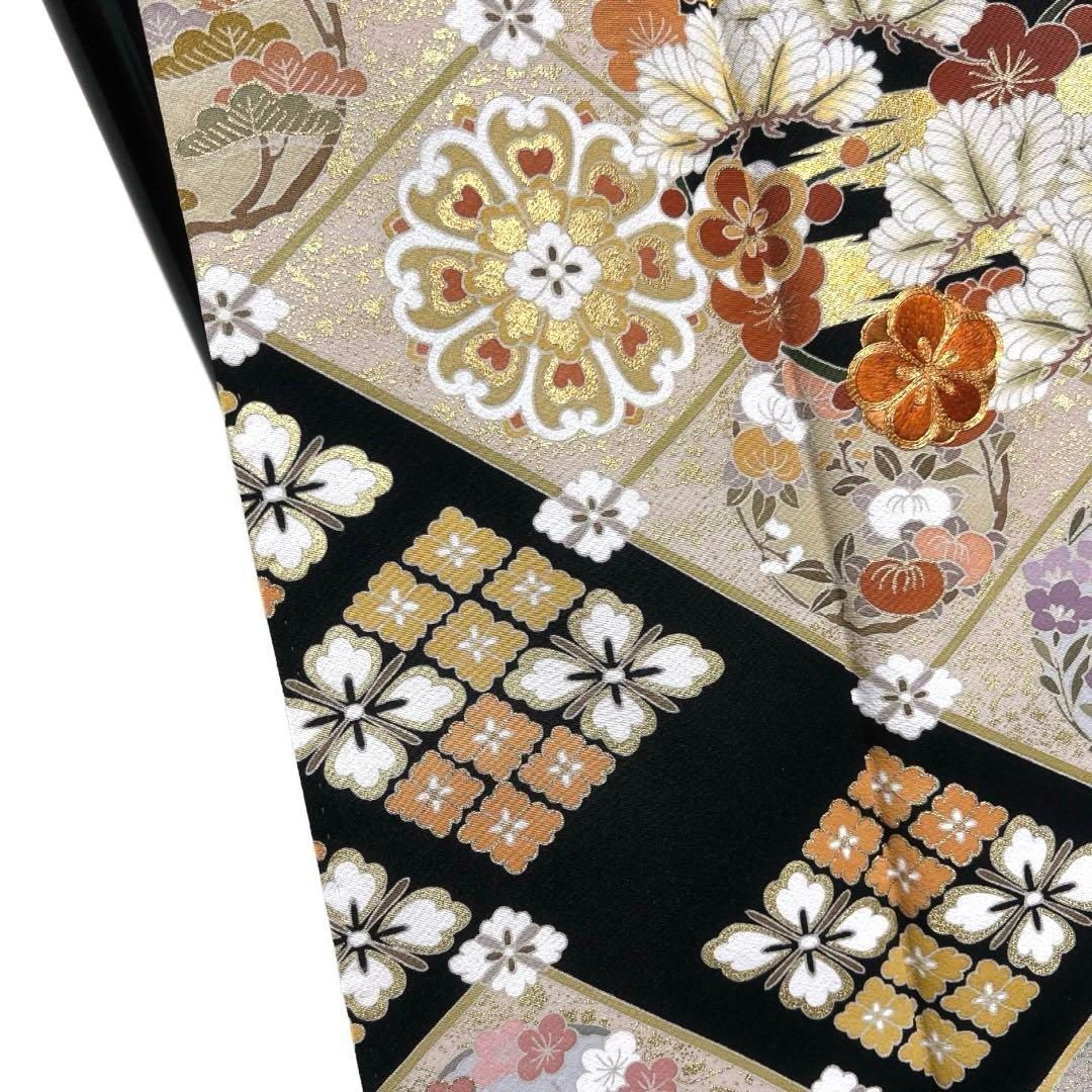 D413 振袖　慰斗紋　黒地　雪輪　藤の花　金駒刺繍　正絹　着物　袷　極美品 D413 振袖 慰斗紋 黒地 雪輪 藤の花 金駒刺繍 正絹 着物 袷