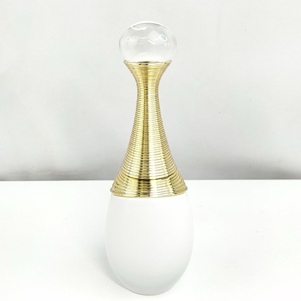 新品　ディオール　ジャドール jadore 香水　オードパルファム　50ml Amazon | クリスチャン ディオール ジャドール オードパルファム