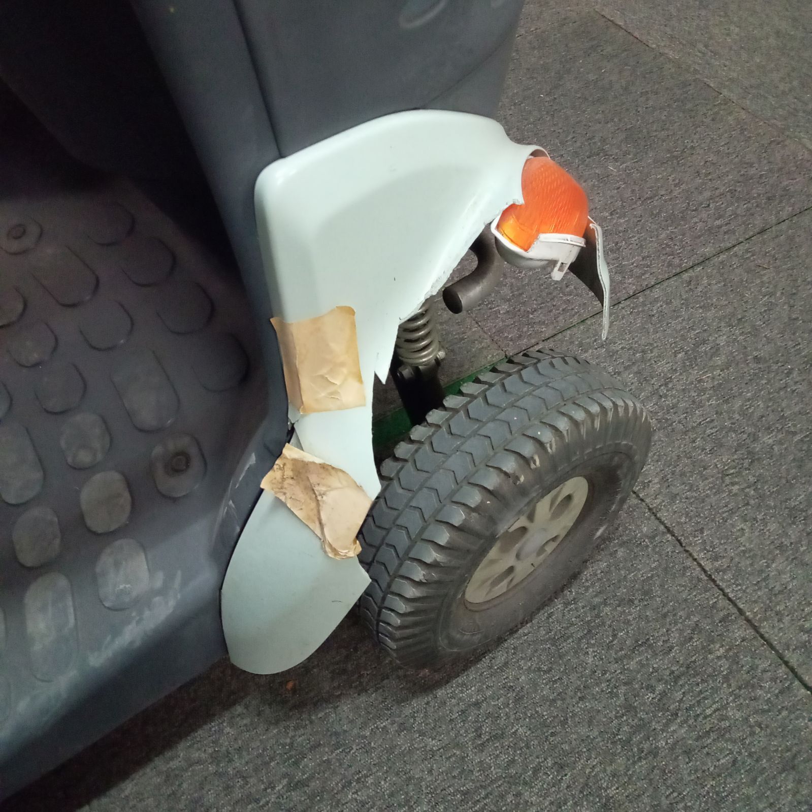 ◯ スズキ セニアカー シニアカー 通電、動作確認済み - メルカリ