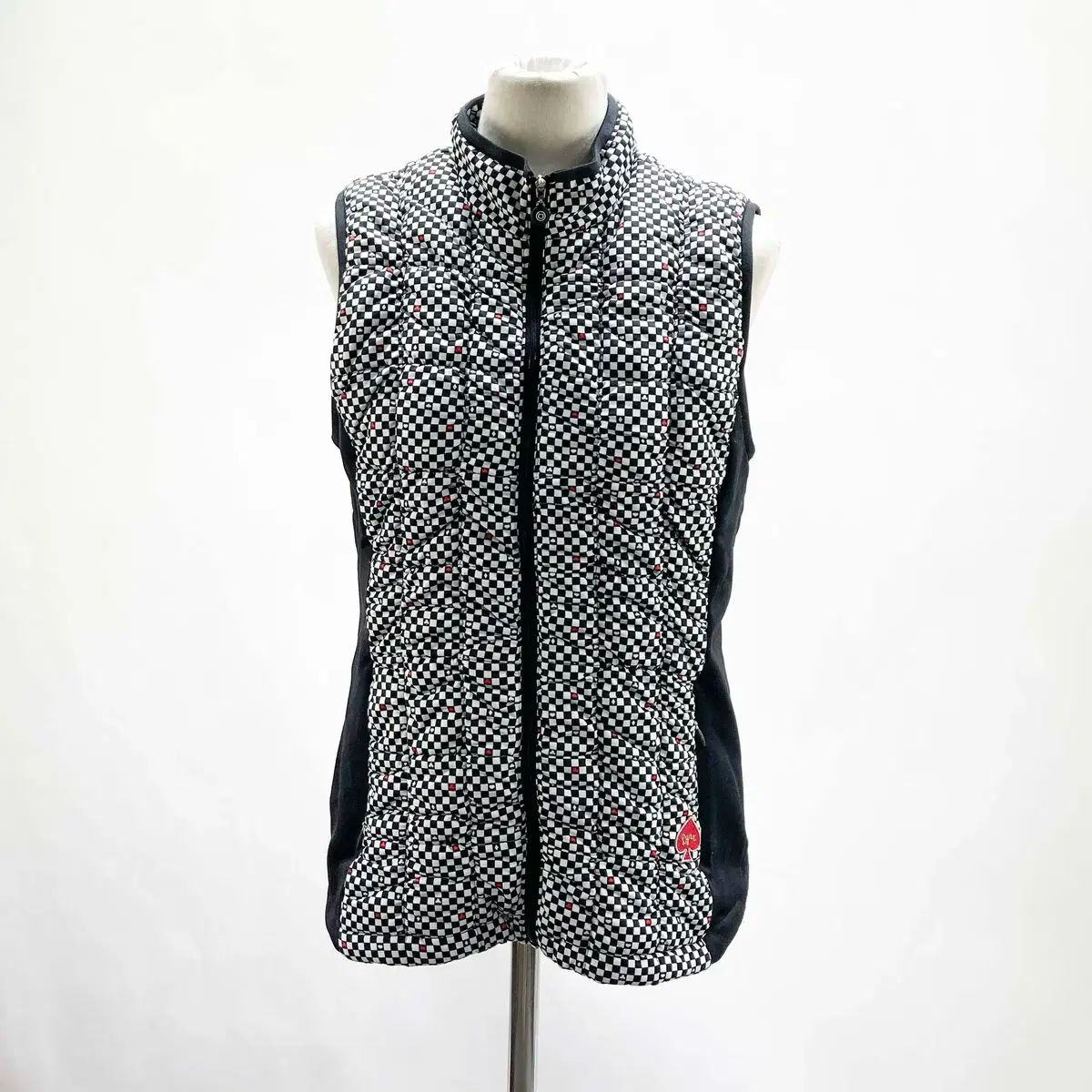 【雷市場（ポンジャン）商品韓国直送】 Lynx 女性用ゴルフパッド入りベスト 95 ジンの感覚