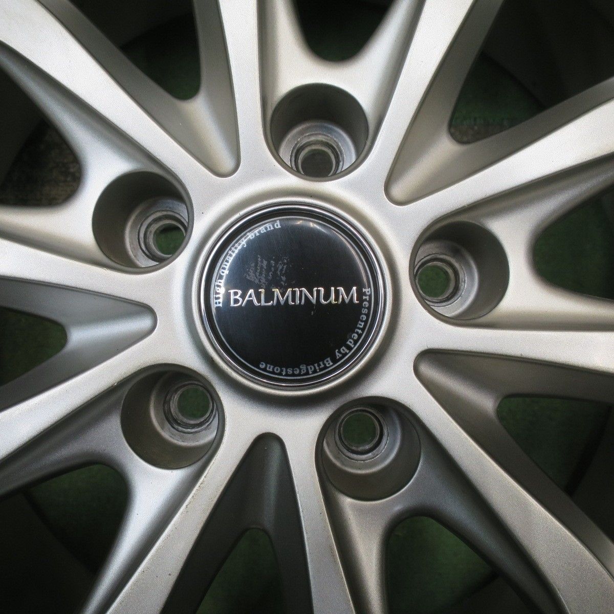 55R17 ブリヂストン