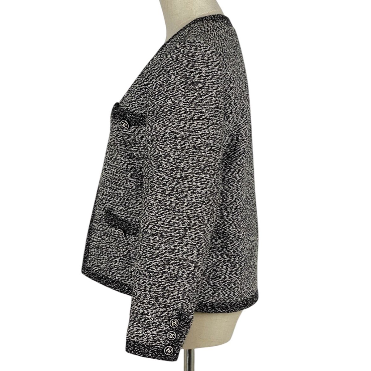 シャネル CHANEL ココマークボタン ノーカラージャケット