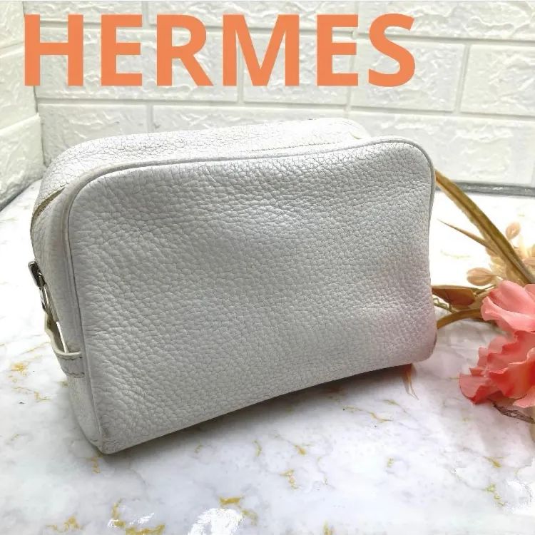 価格 HERMES エルメス トリヨンクレマンス ポーチ 大きめポーチ バッグインバッグ トラベルポーチ 旅行ポーチ 化粧ポーチ 小物入れ トラベル 旅行 ブランド ロゴ 本物保証 レザー ホワイト 白 シンプル 大人 素敵