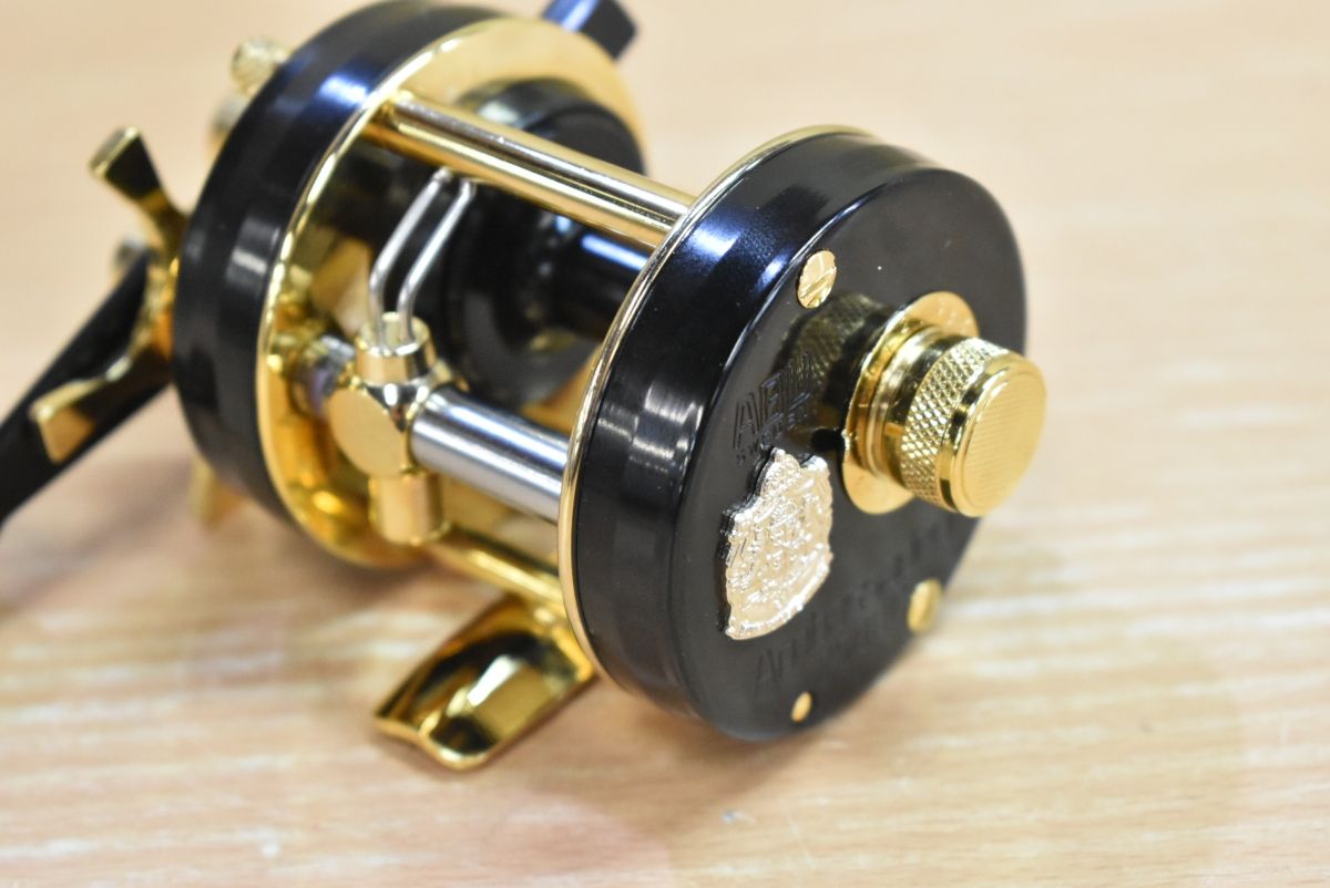 ABU2500C ブラックスペシャル　黒Ambassadeur ビンテージリール ABU2500C ブラックスペシャル 黒Ambassadeur ビンテージリール