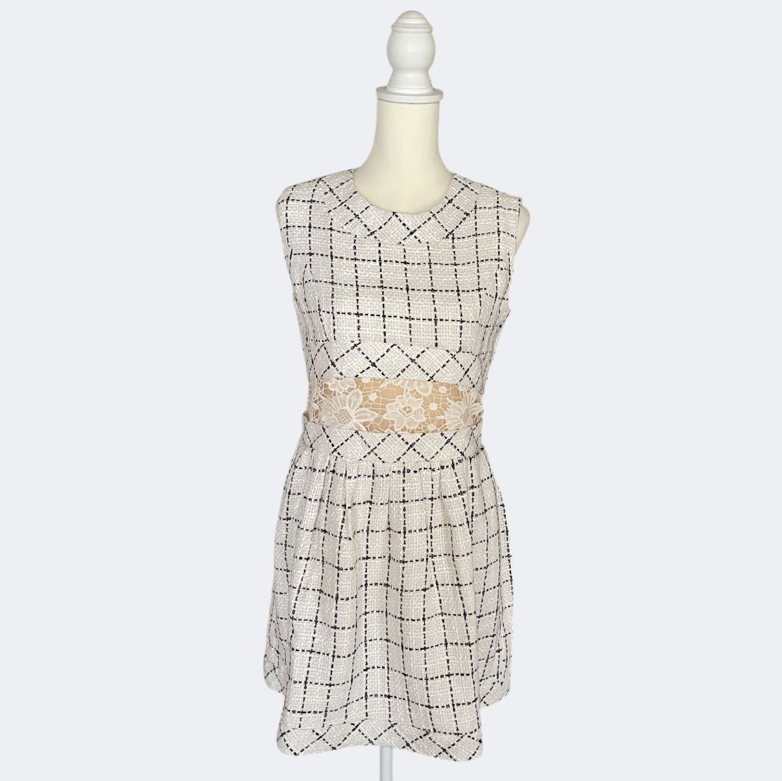 ◆OASAPオッサエプ 秋冬暖か素材のホワイトチェックミニフ ワンピース ウエストレース L