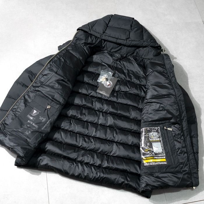 ダウンジャケット