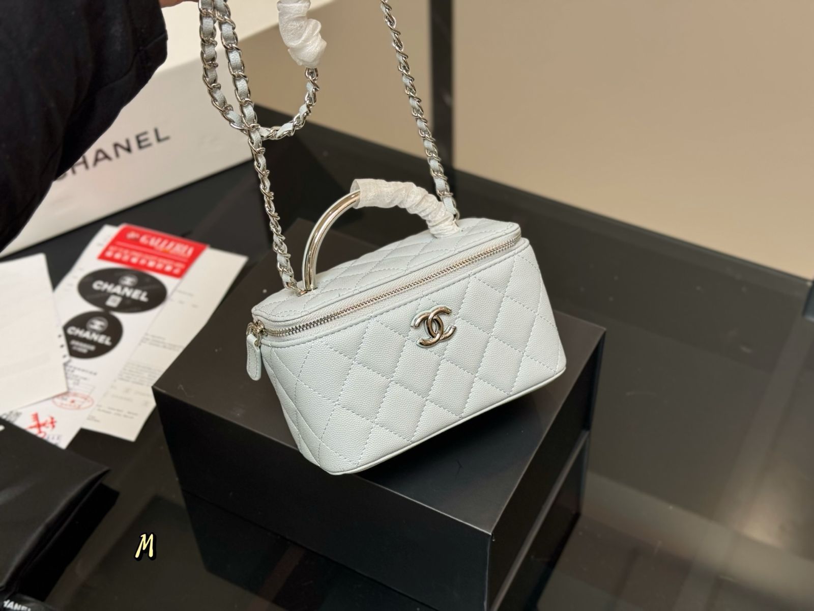 【清楚なホワイト♡】CHANEL ヴァニティケース 国内発送 今日特価】Chanel Long Vanity Case シャネル ロング ヴァニティ