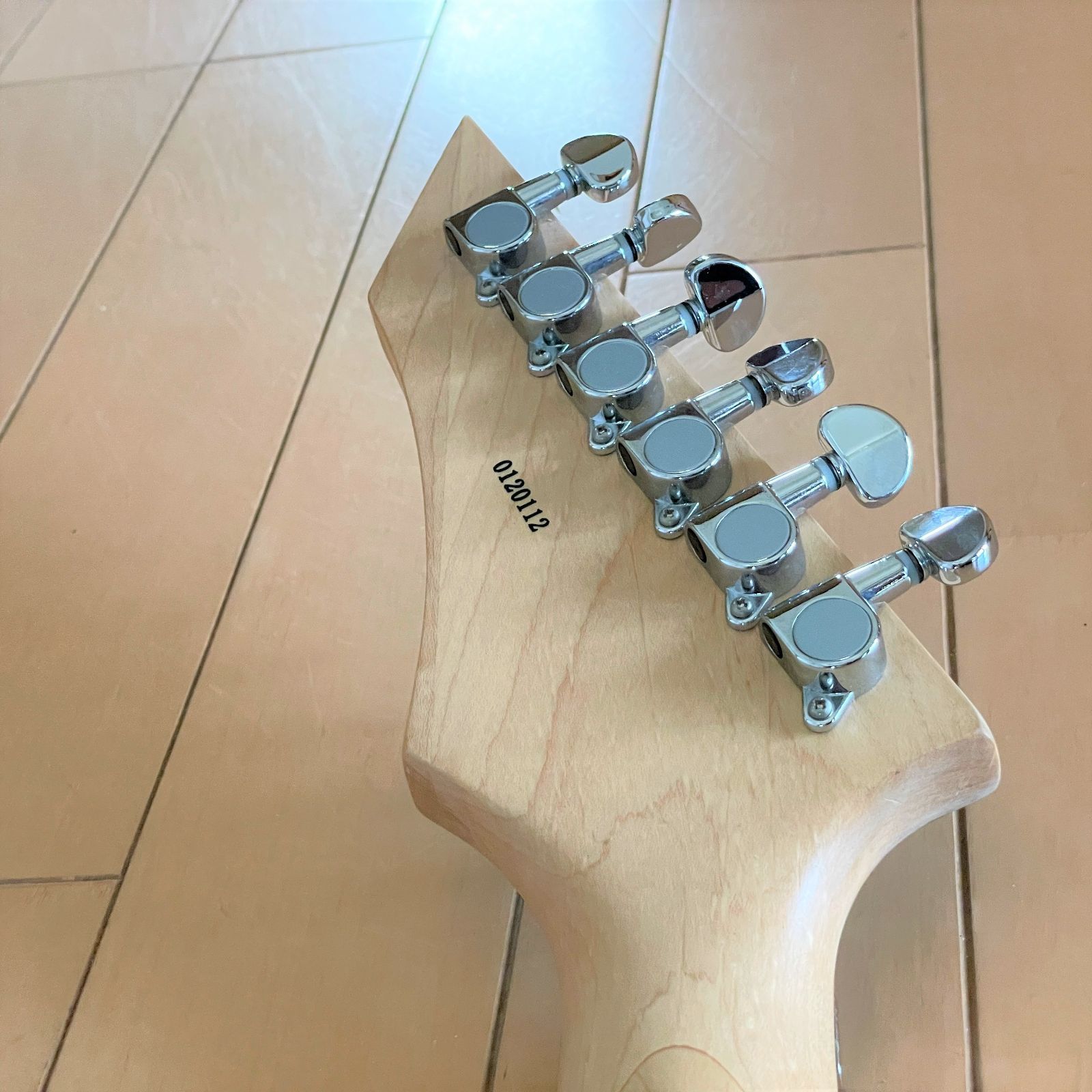 BC Rich WARLOCK ワーロック エレキギター 白 B.C.RICH WARLOCK ワーロック - メルカリ