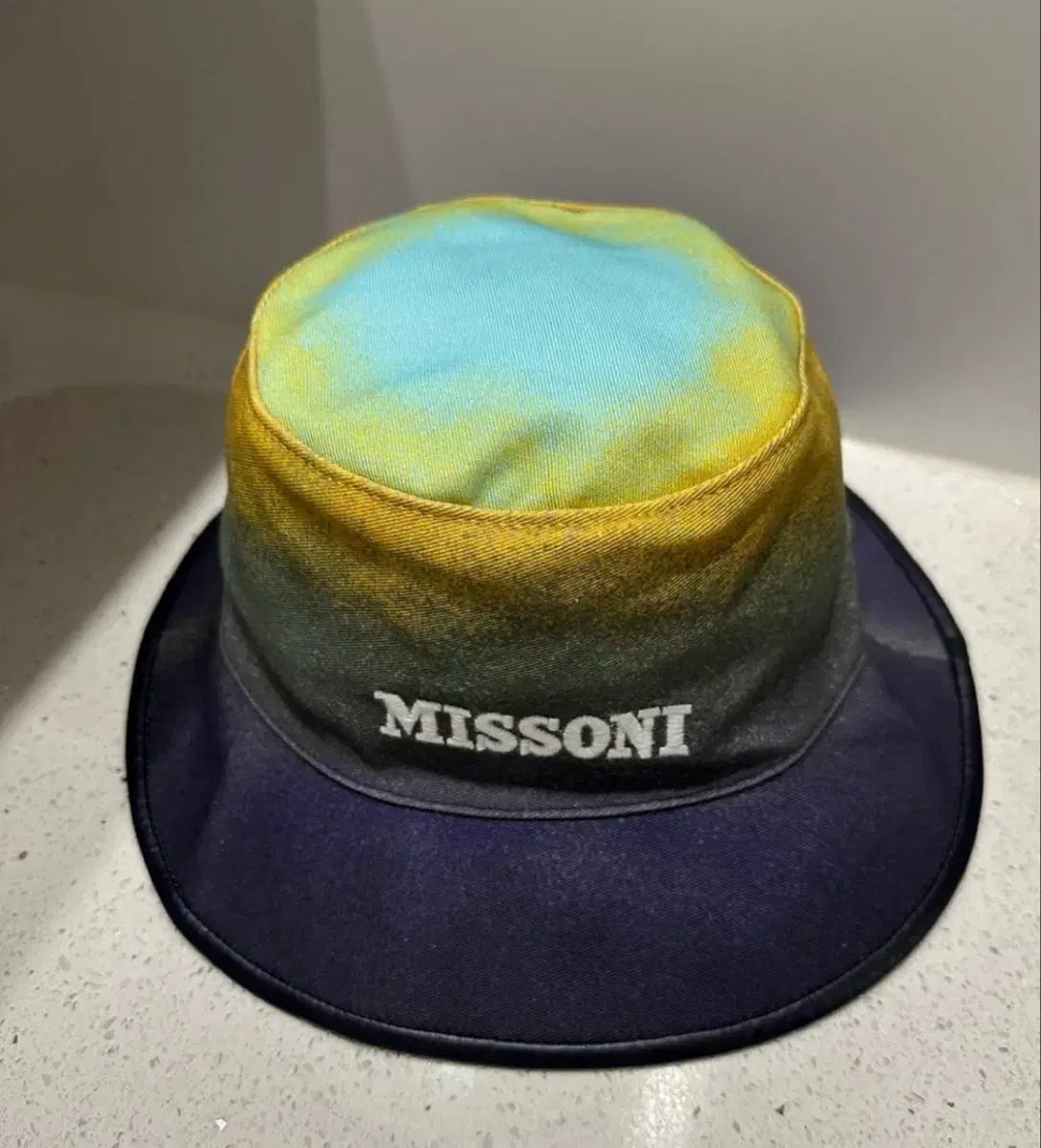 Missoni MISSONI ミッソーニ バケットハット 粘着性のある