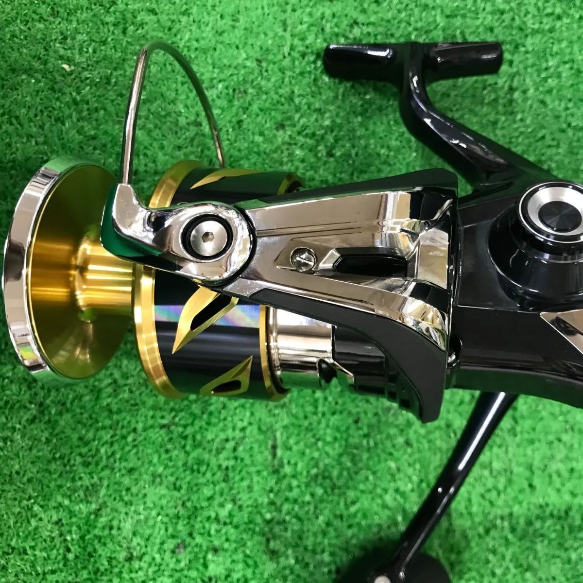 20ステラ　SW20000PG 本体のみ　中古品 SHIMANO シマノ 20ステラ SW20000PG キズ有 スピニングリール