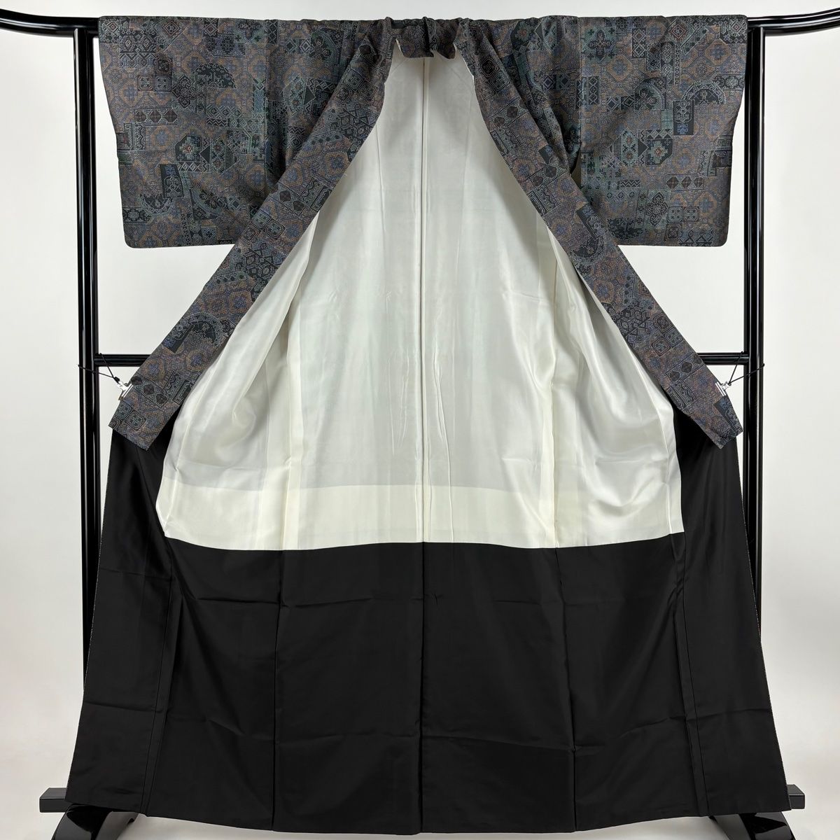 紬 身丈158cm 裄丈64.5cm M 袷 源氏車 灰茶 正絹 美品 名品 中古 紬 身丈158cm 裄丈64.5cm M 袷 源氏車 灰茶 正絹 美品