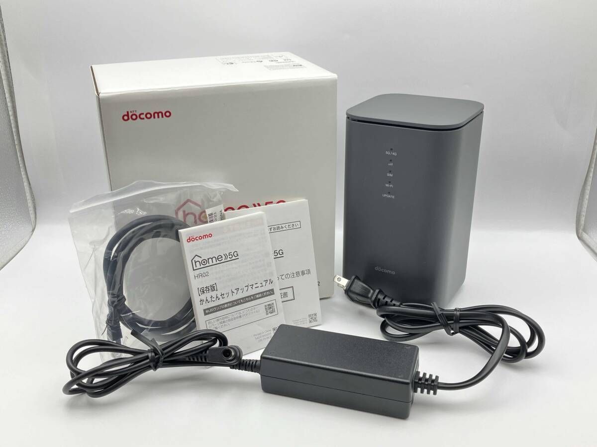 PC周辺機器 NTTドコモ HR02 ルーター 本体と電源アダプター