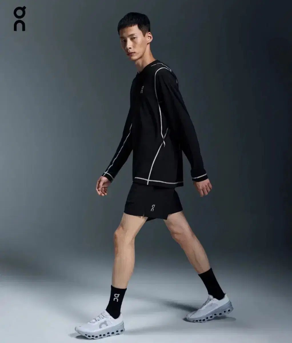 おいしい オン ランニング 5インチ コア ショーツ 期間限定セール。