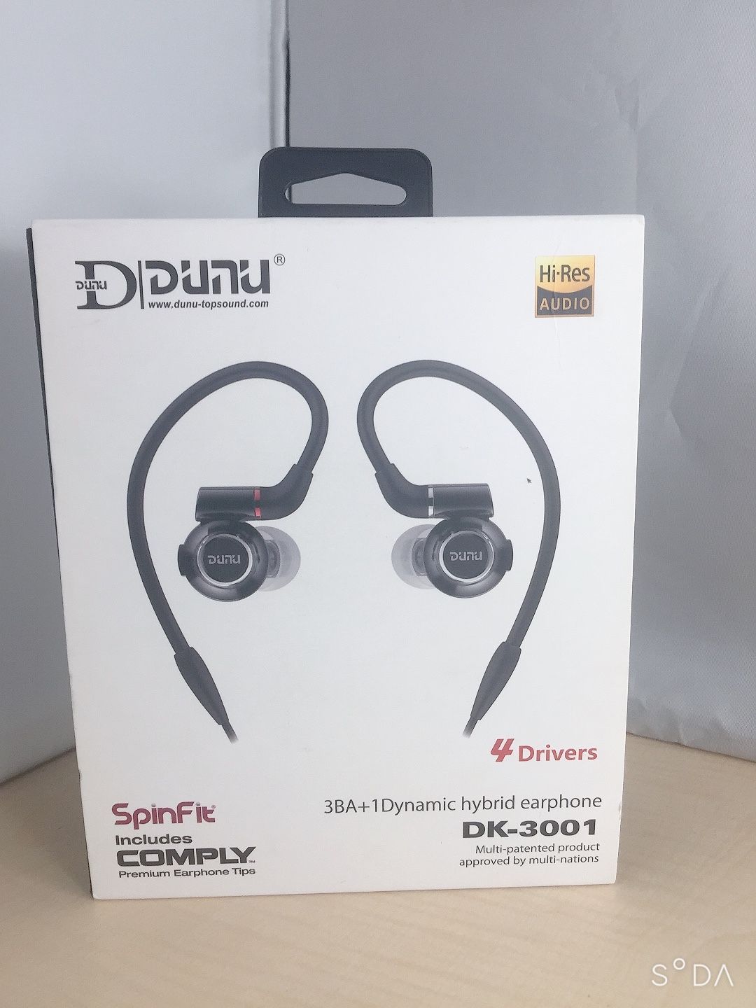 DUNU カナル型 プレミアム ハイブリッド 4way イヤホン DK-3001 [並行