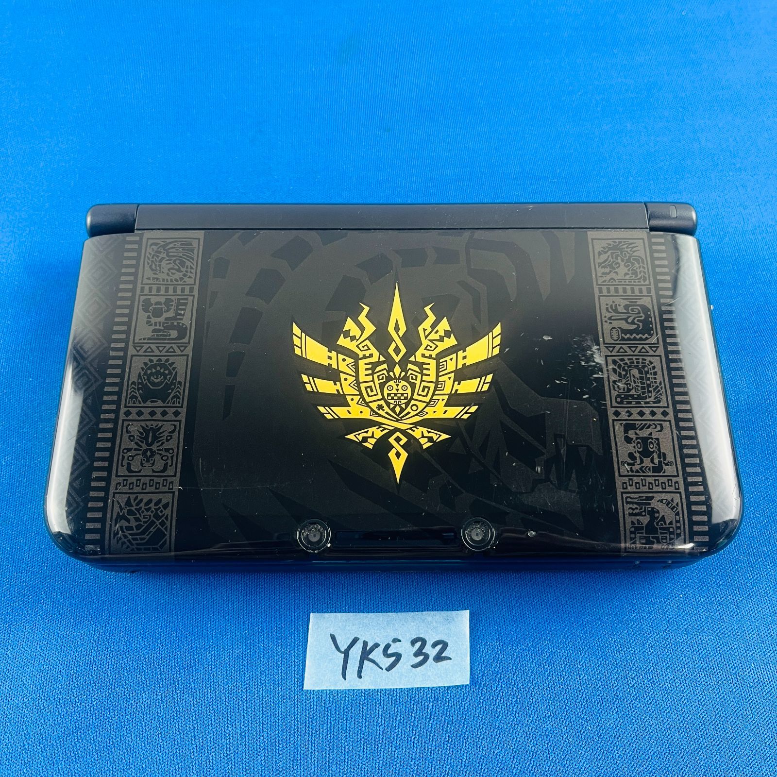 【美品】3DS LL モンスターハンター4スペシャルパック ゴアマガラ•ブラック 美品】3DS LL モンスターハンター4スペシャルパック ゴアマガラ