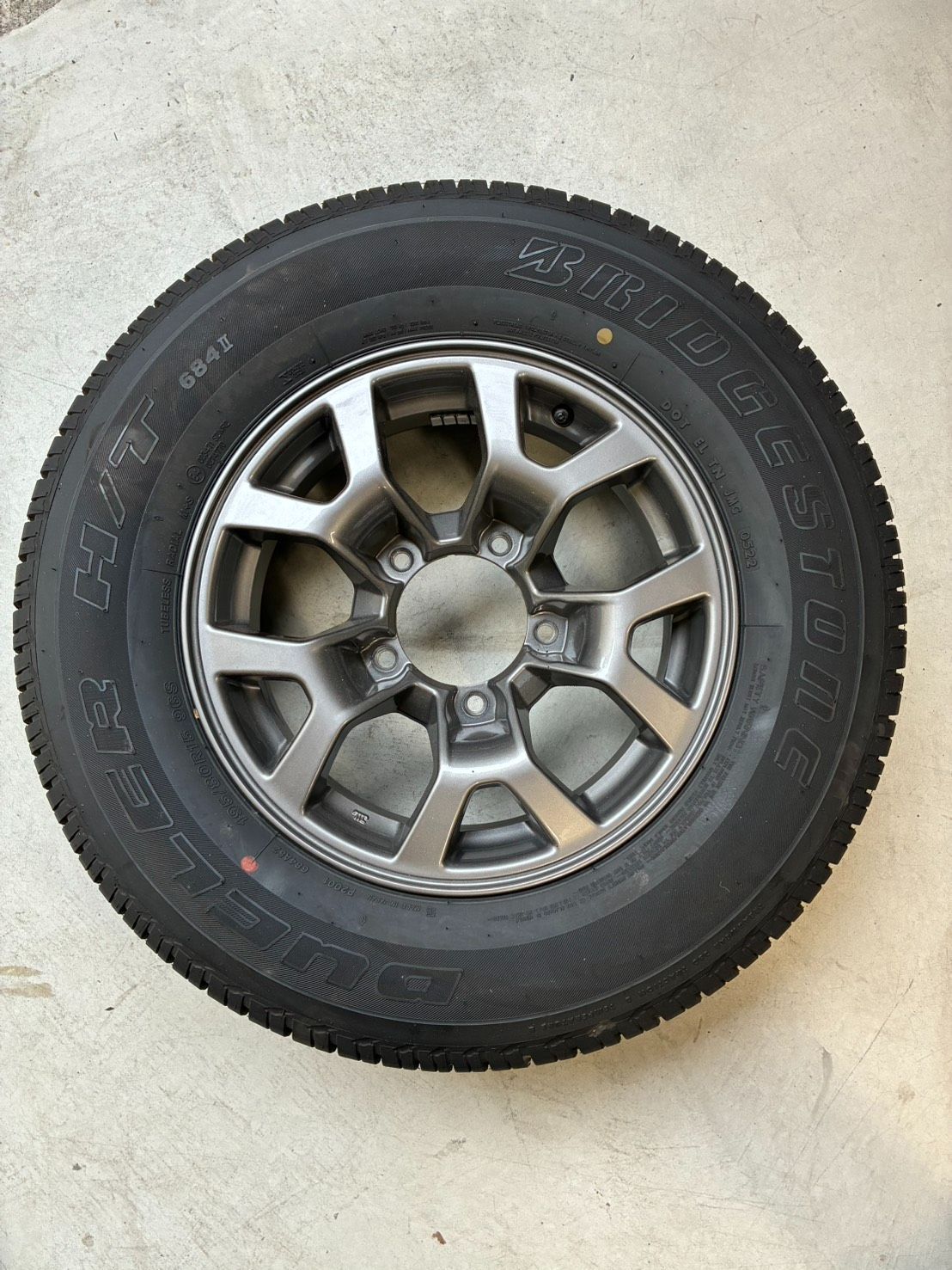 ジムニーシエラ 純正15インチアルミホイール タイヤセット 倉庫 195 80R15 4本セット FFCRYSTALESIA_COM