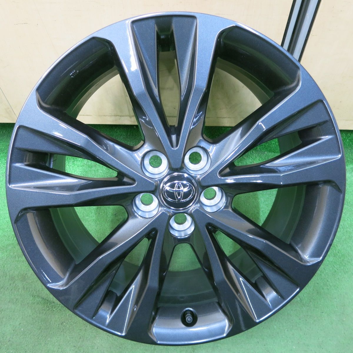 カローラツーリング アルミホイール 50 7.5J PCD 100 トヨタ