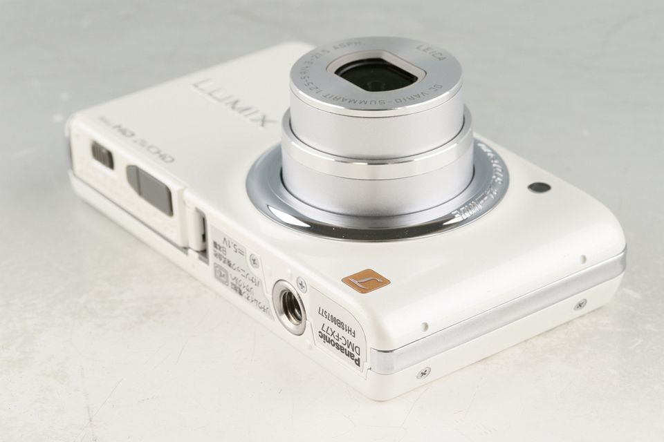 DMC-FX77 Digital