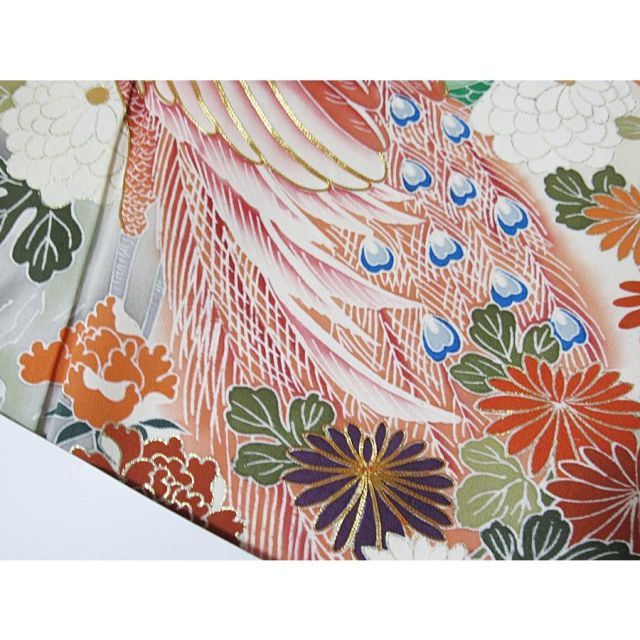 振袖 正絹 綸子 刺繍 孔雀に牡丹 四季花文 158cm前後ベスト 美品 