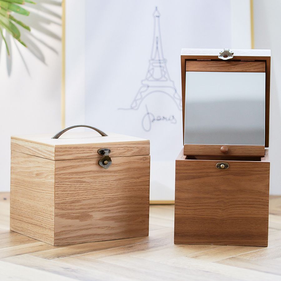 [非売品]LA MER ドレッサー コスメ／ジュエリーボックス　布袋付き 非売品]LA MER ドレッサー コスメ／ジュエリーボックス 布袋付き