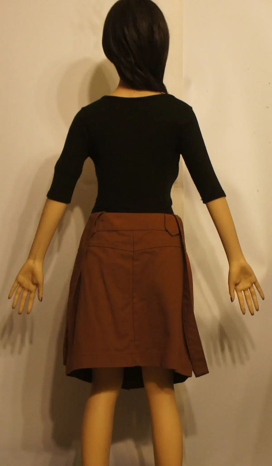 2043 ミニスカート