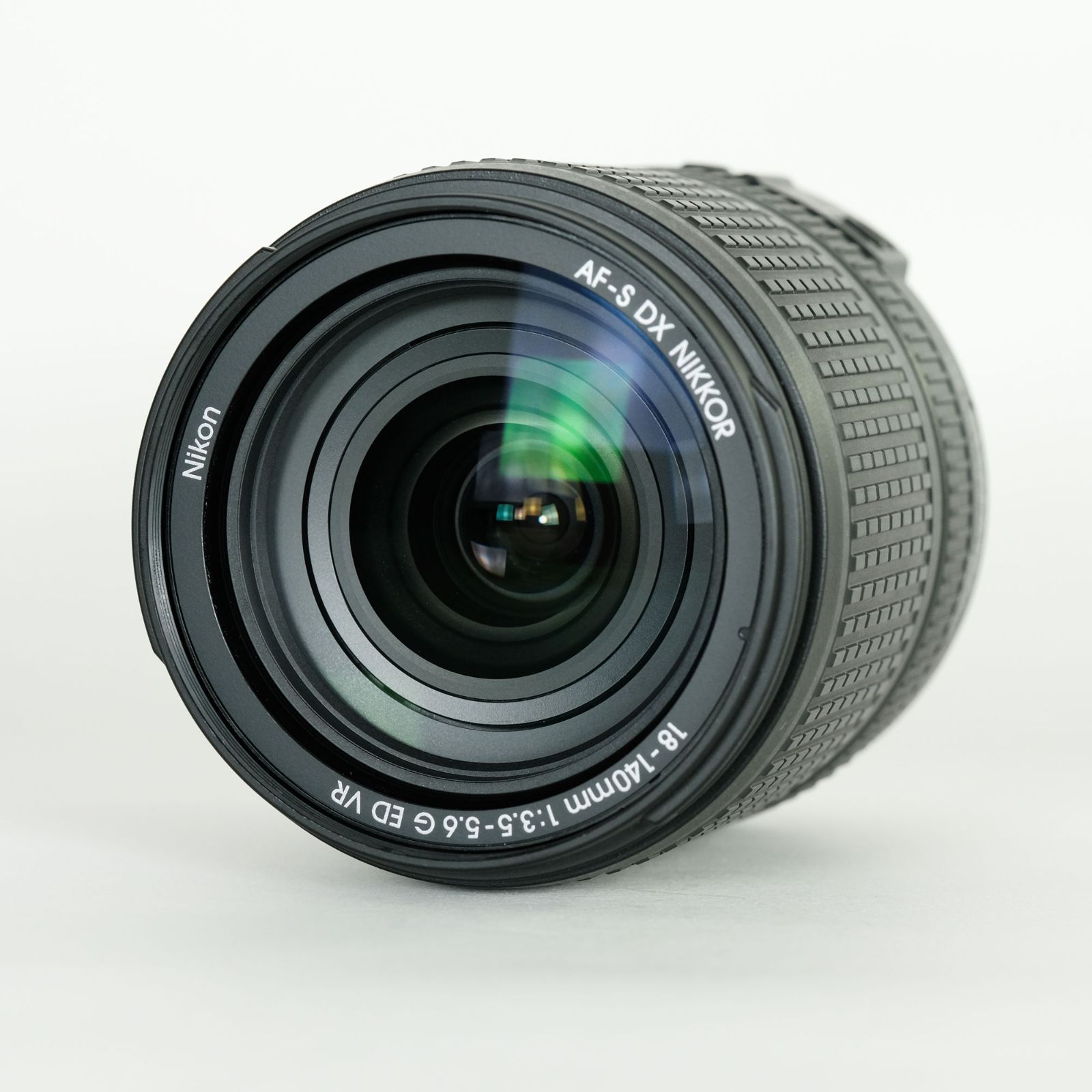 専用★Nikon AF-S 18-140mm VR★美品●手ぶれ補正●人気高倍率 専用☆Nikon AF-S 18-140mm VR☆美品○手ぶれ補正○人気