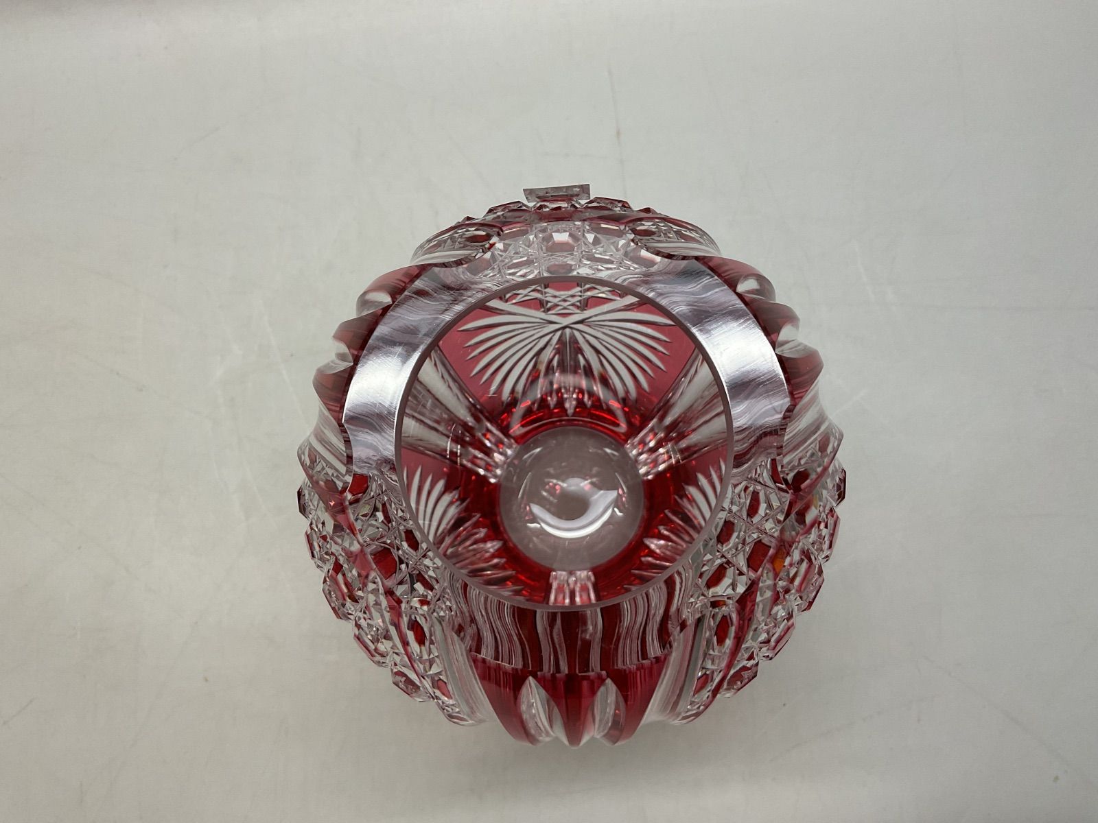 新品 マイセンクリスタル マイセンフラワー 色被せ一輪挿し レッド(共箱付)1点 マイセンクリスタル マイセンフラワー 一輪挿し レッド MFO/1024