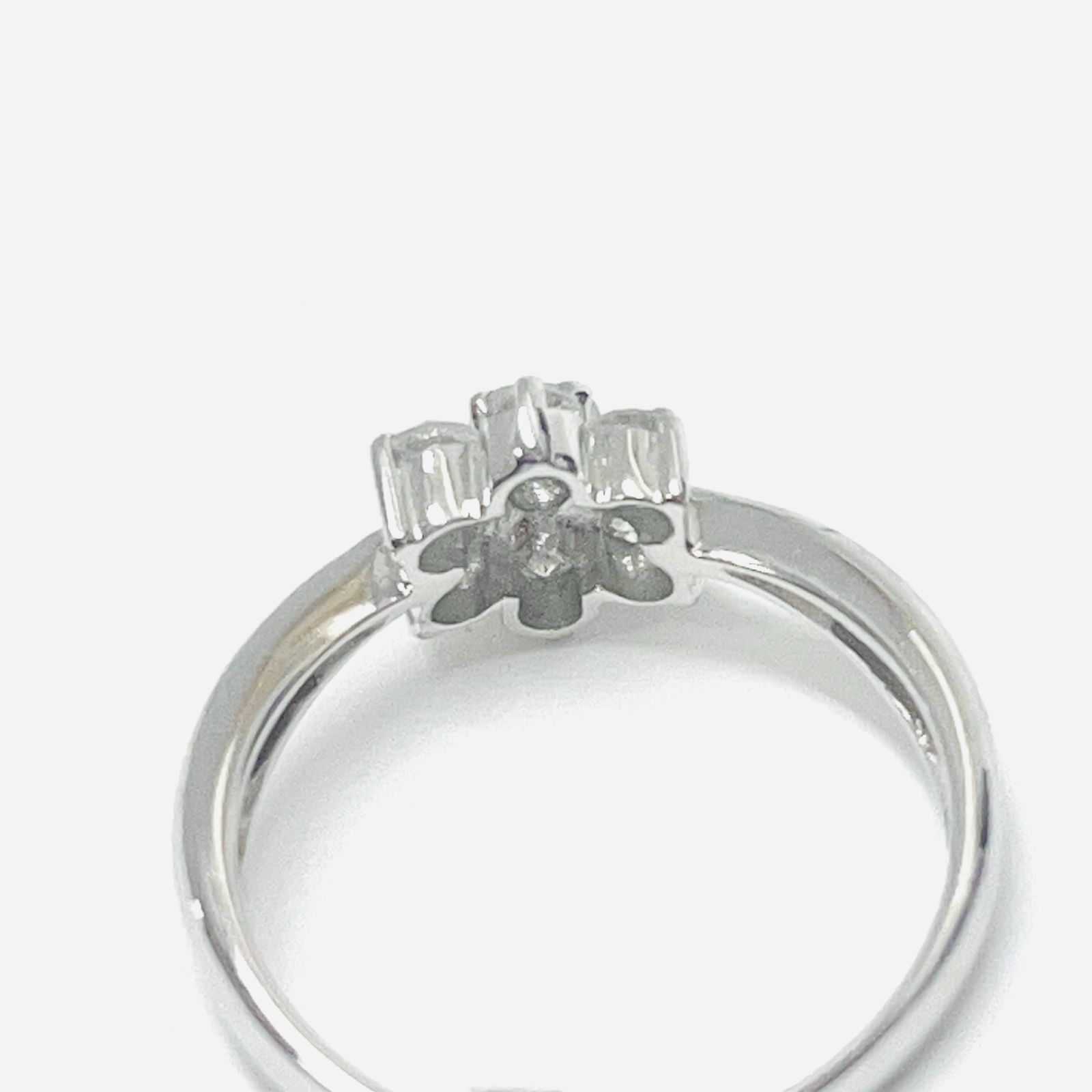 新品 ダイヤモンド 0.5ct プラチナ Pt900 花 フラワー 天然石 リング 