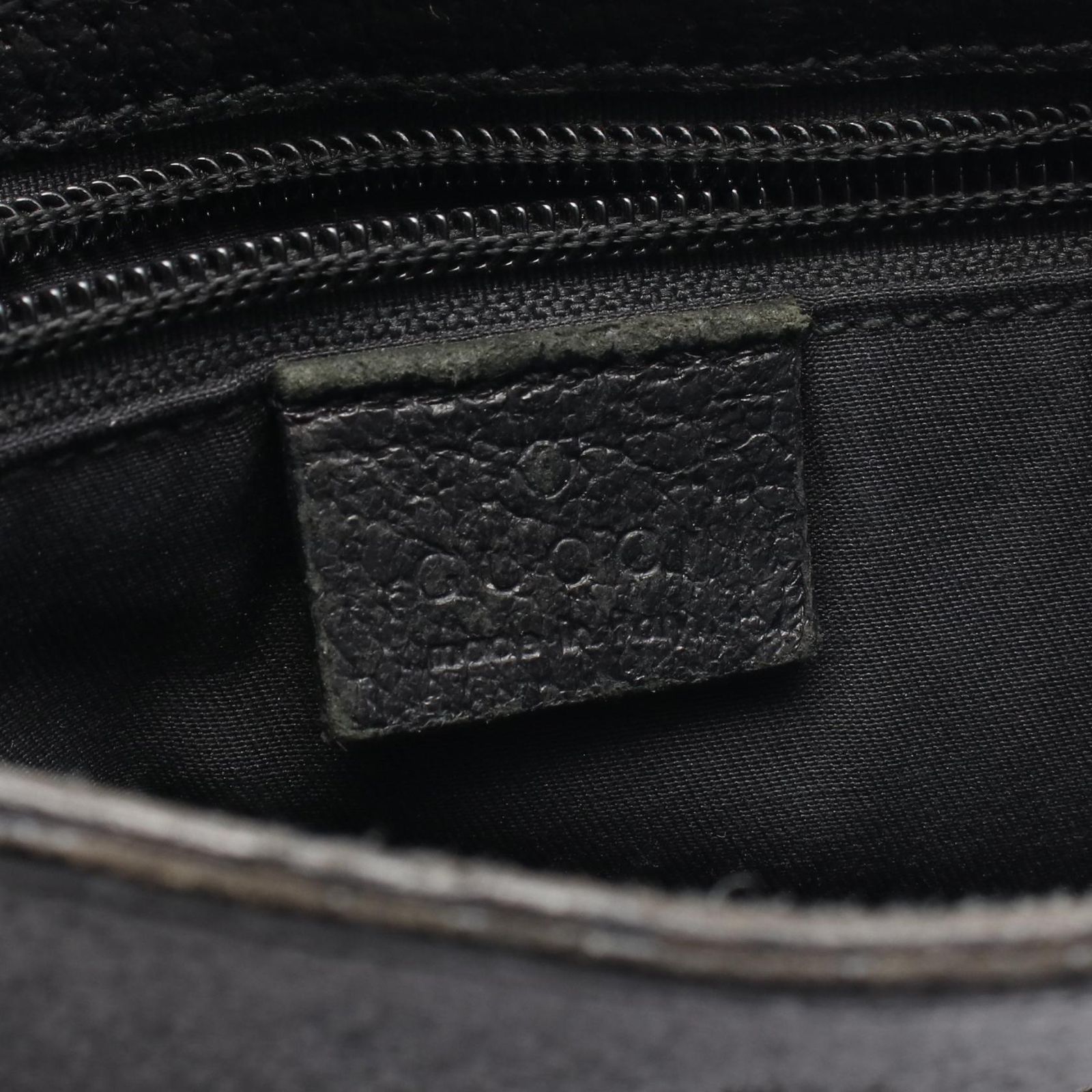 GUCCI グッチ GG柄 キャンバス ボディバッグ ショルダーバッグ ブラック 楽天市場】【バッグ】GUCCI グッチ GGキャンバス ショルダー