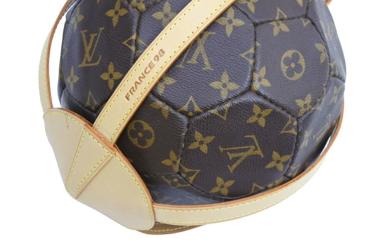 新品同様 LOUIS VUITTON ルイヴィトン サッカーボール 1998年