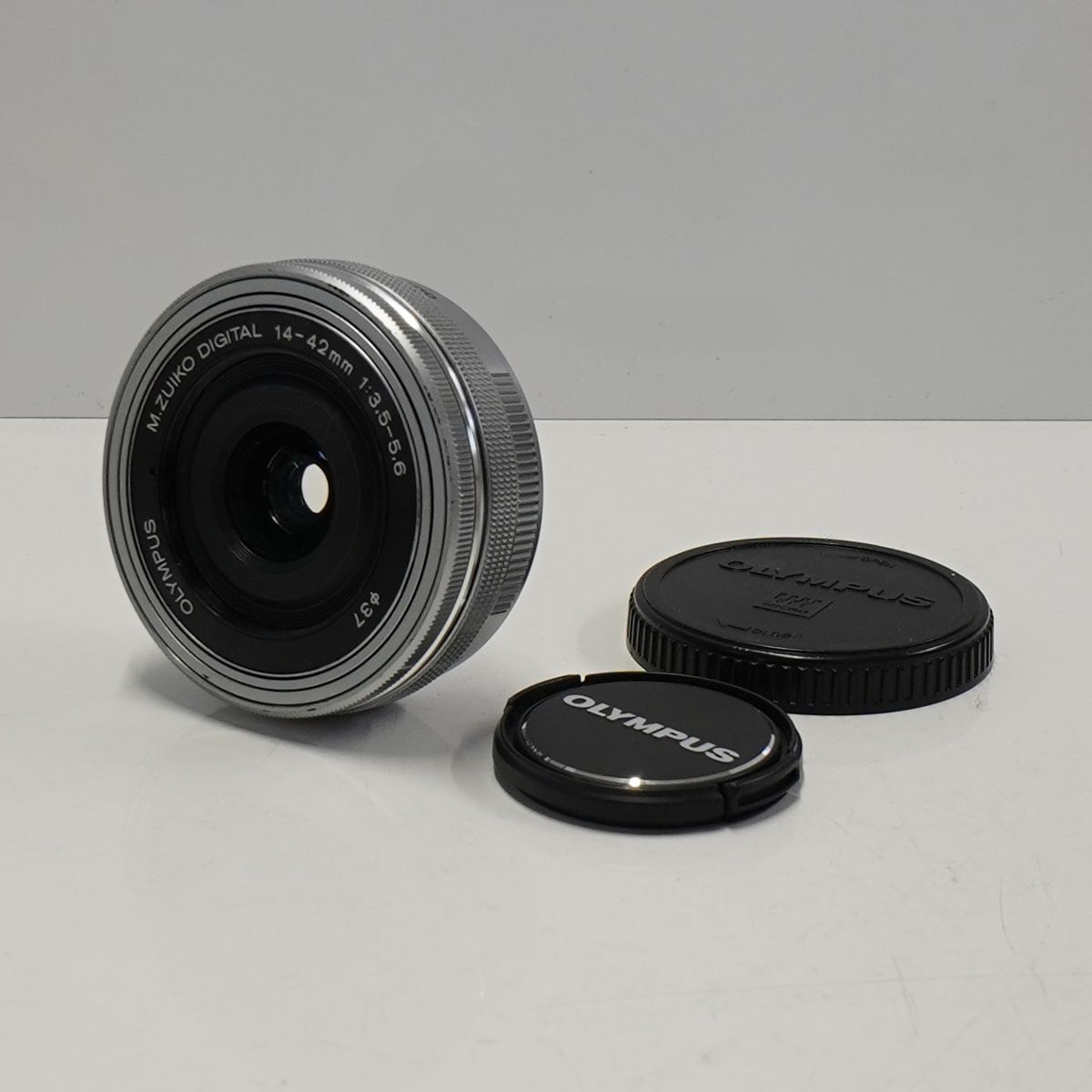 M.ZUIKO DIGITAL ED 14-42mm F3.5-5.6 EZ OLYMPUS 交換レンズ USED美品
