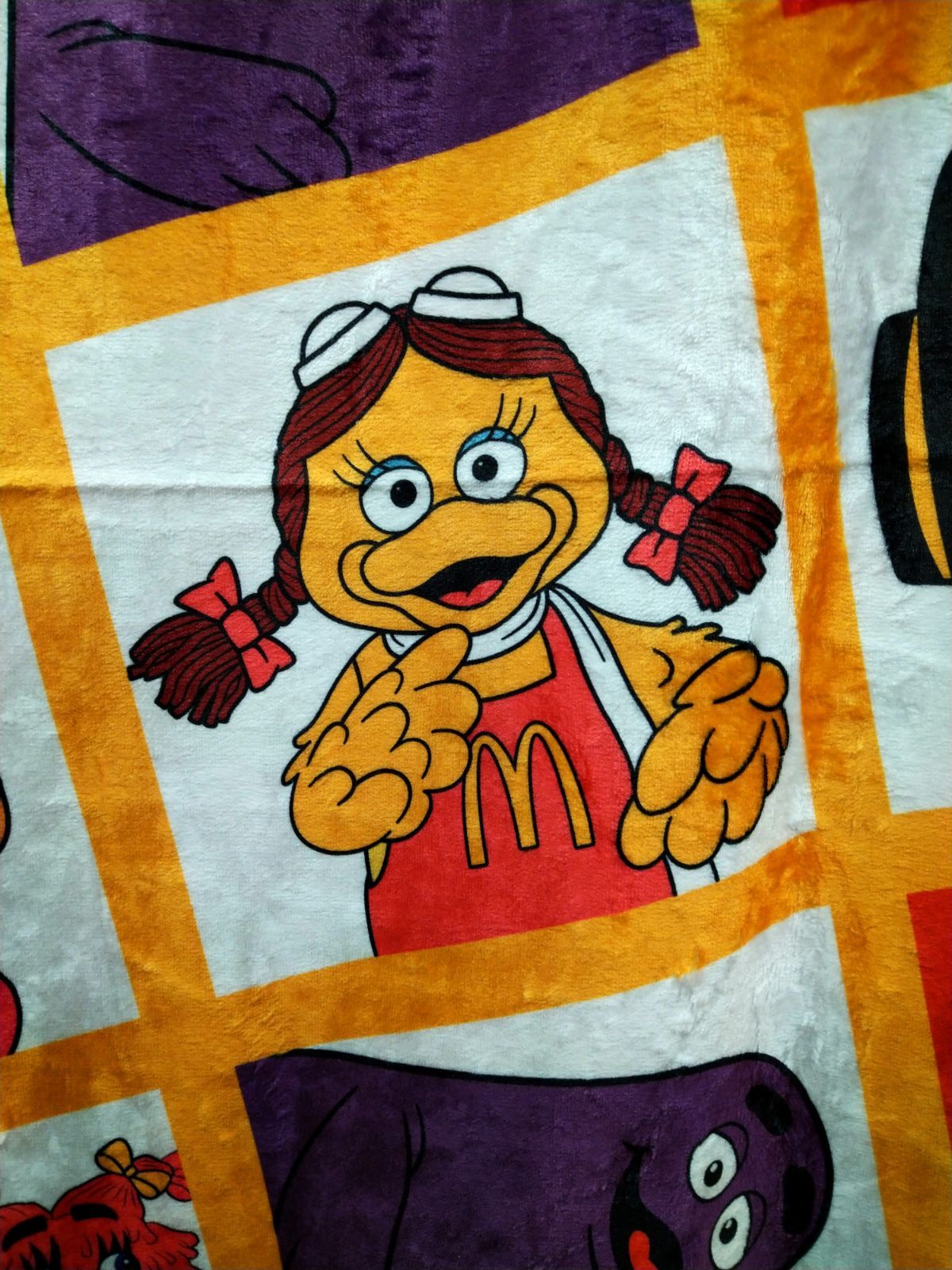 マクドナルド　特大ブランケット　ファミリーブランケット 　McDonald's マクドナルド 特大ブランケット ファミリーブランケット McDonald's