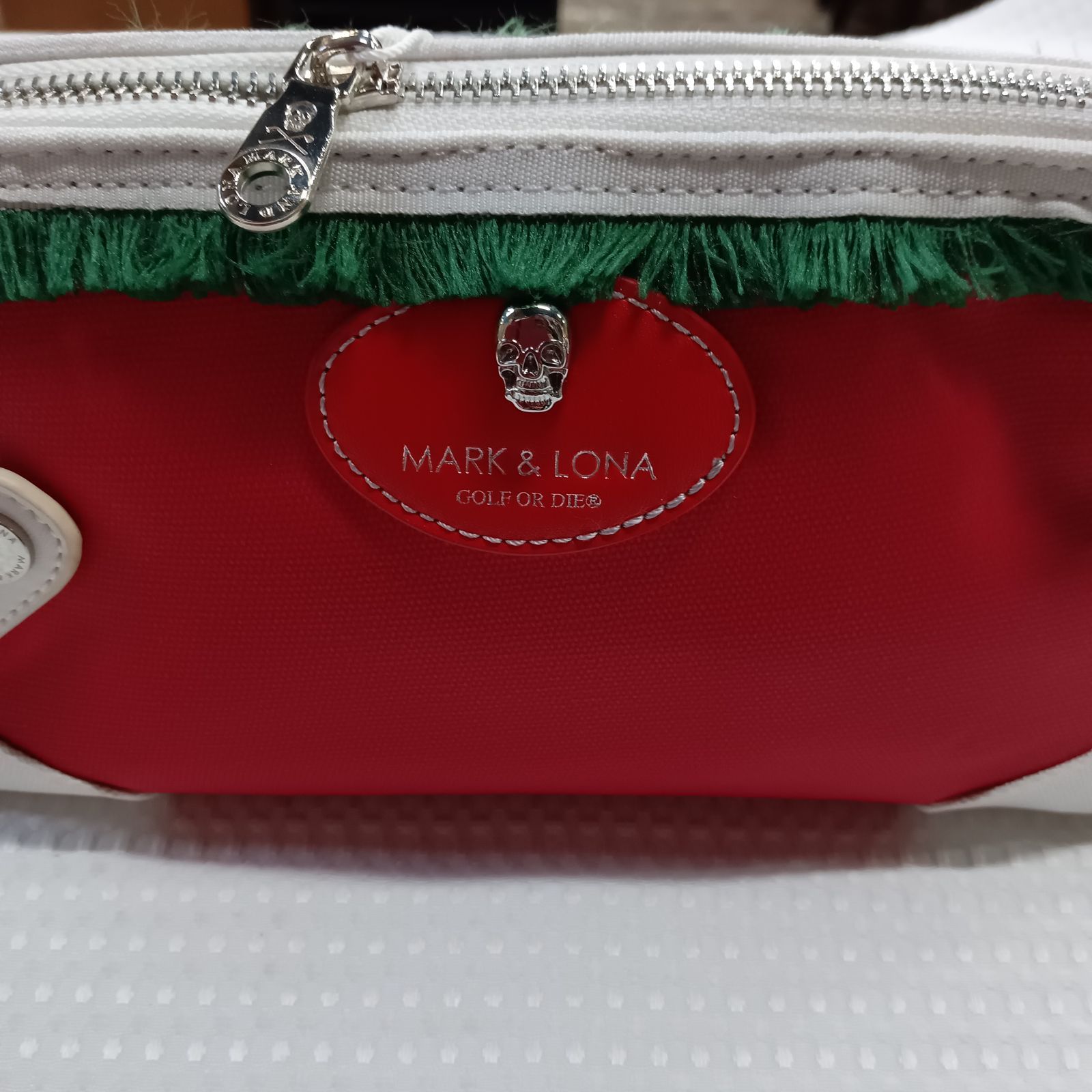 新品未使用タグ付き MARK&LONA マークアンドロナ カートバッグ タグ