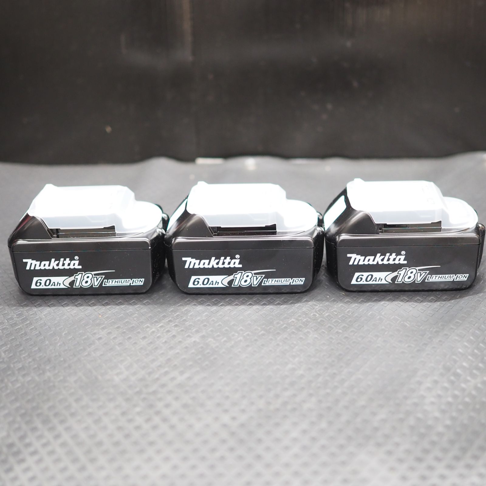 未使用品】マキタ/makita BL1860B 純正 バッテリー 18V 6.0Ah 3