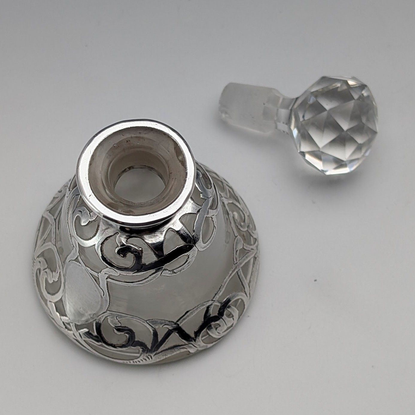 アール・ヌーヴォー ロココアンティークシルバー銀 花瓶フランスイギリス ミュシャ アール・ヌーヴォー ロココアンティークシルバー銀 花瓶フランス