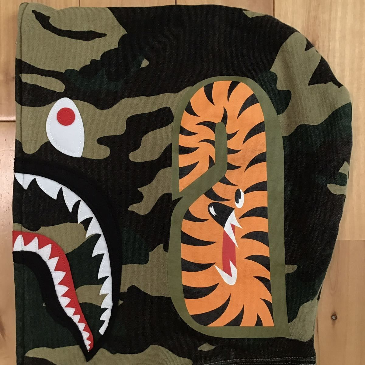 Woodland camo シャーク パーカー Mサイズ shark full zip hoodie a  