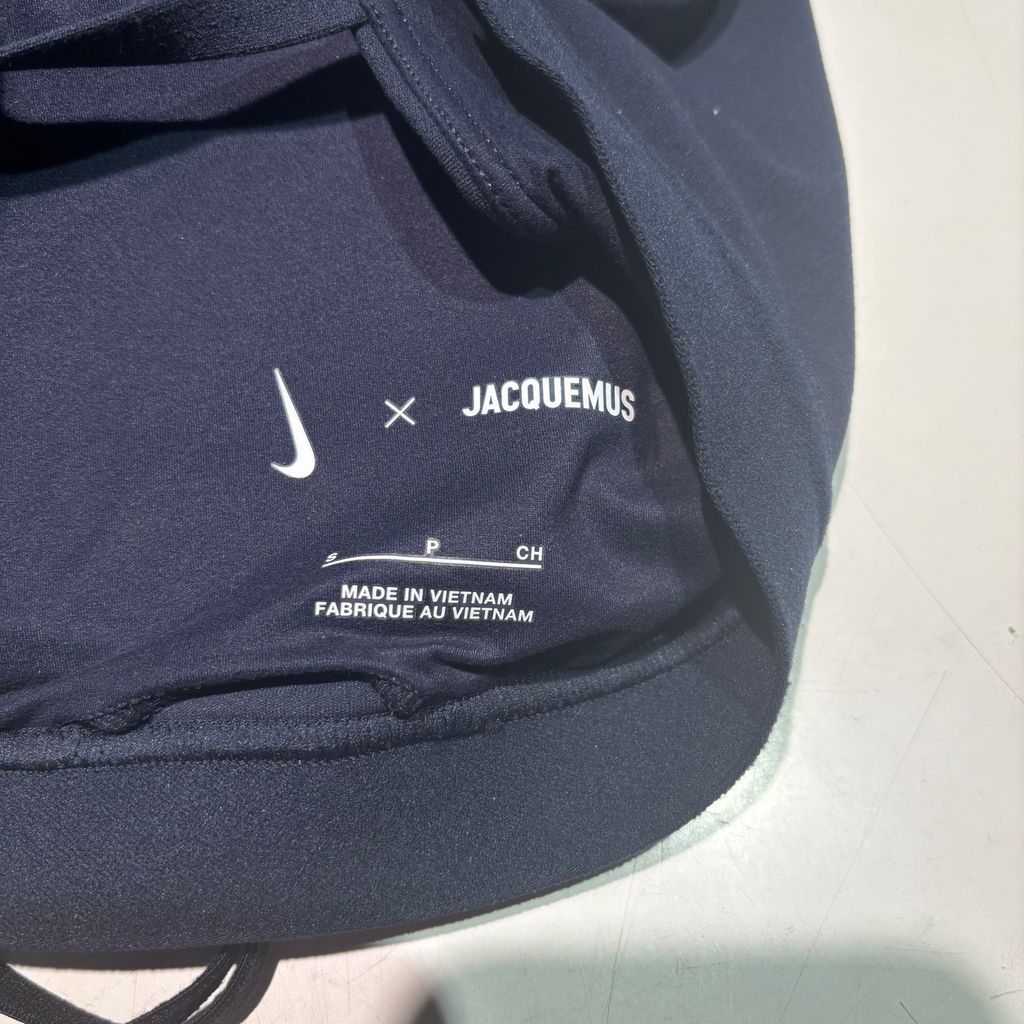 Nike Jacquemus La Brassiere Navy Lサイズ Nike Jacquemus La Brassiere Navy Lサイズ