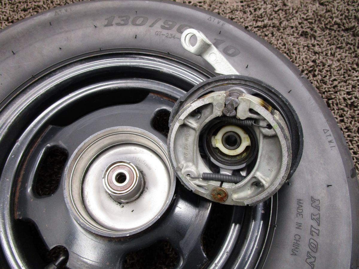 ブレーキドラム