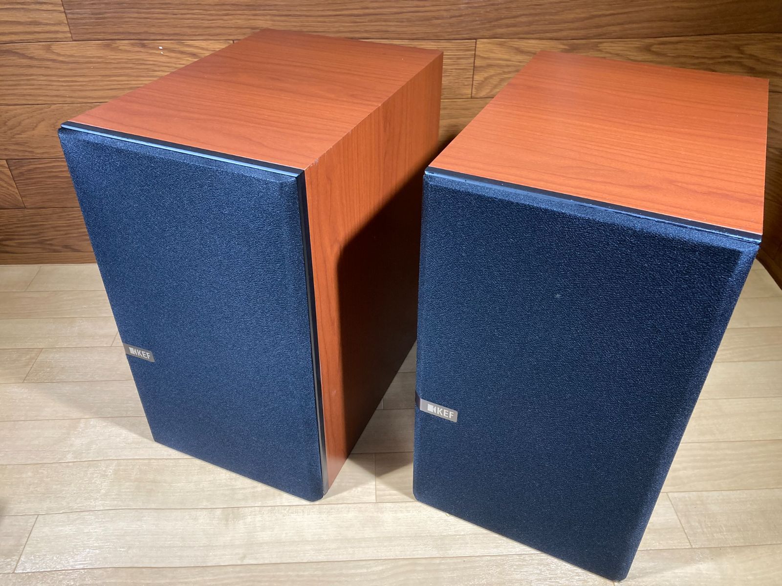 KEF Q300 SPEAKER PAIR USED new speaker unit TIME SALE! - メルカリ