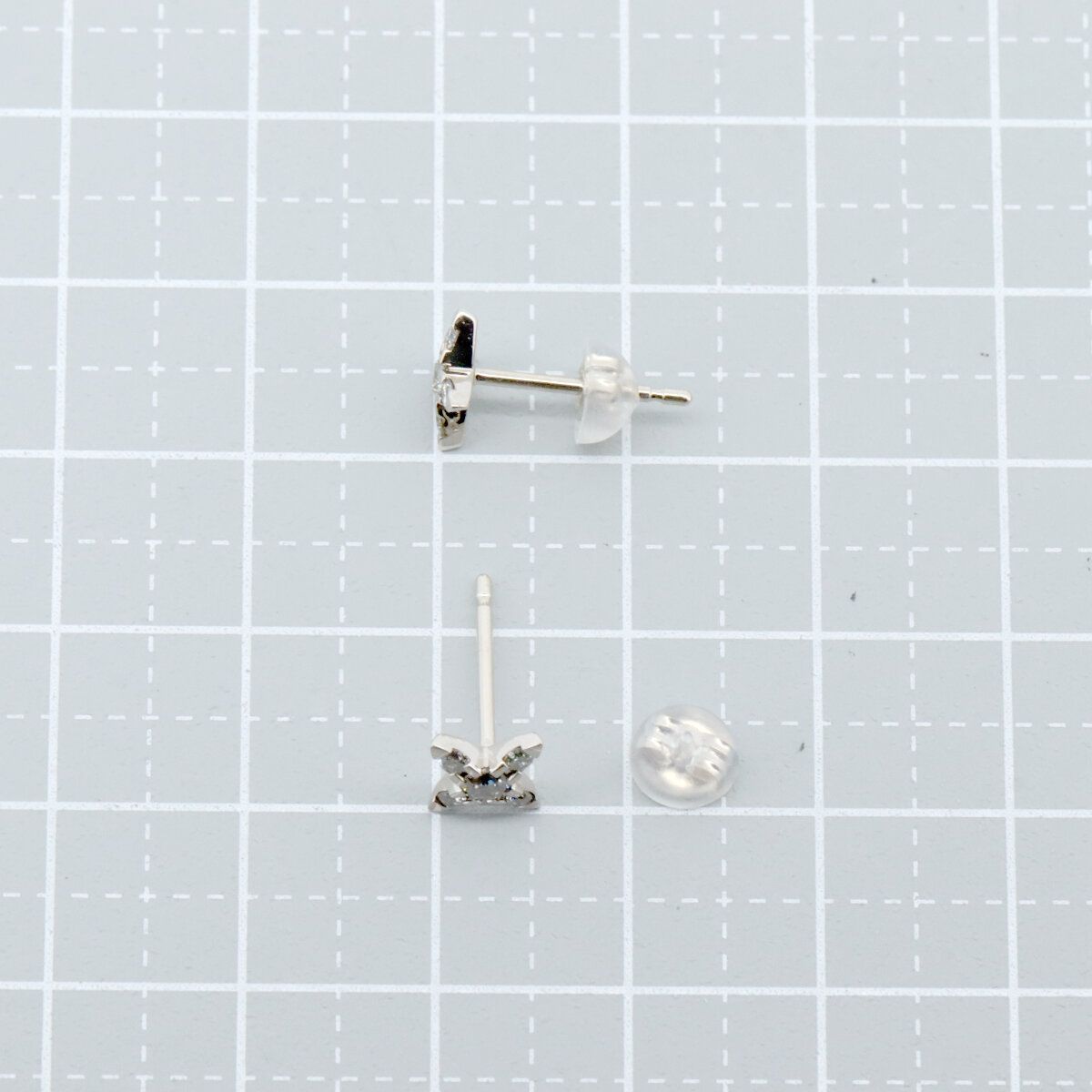 カシケイ ネイキッド ダイヤモンド ピアス 0.23ct K18BG(18金