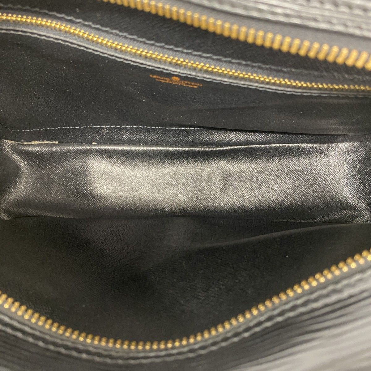 激安ルイ ヴィトン エピ トロカデロ27 レザー ノワールM52302 楽天市場】【中古】 ルイヴィトン LOUIS VUITTON トロカデロ 27