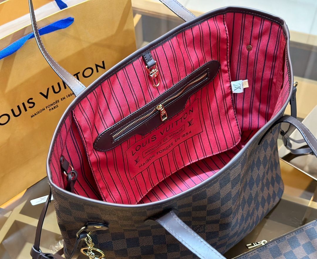 ⭐️正規品ルイヴィトン トートバッグ フラット ヴェルティカル トート 中古 ♪ 中古・古着通販】LOUIS VUITTON (ルイ ヴィトン) フラット