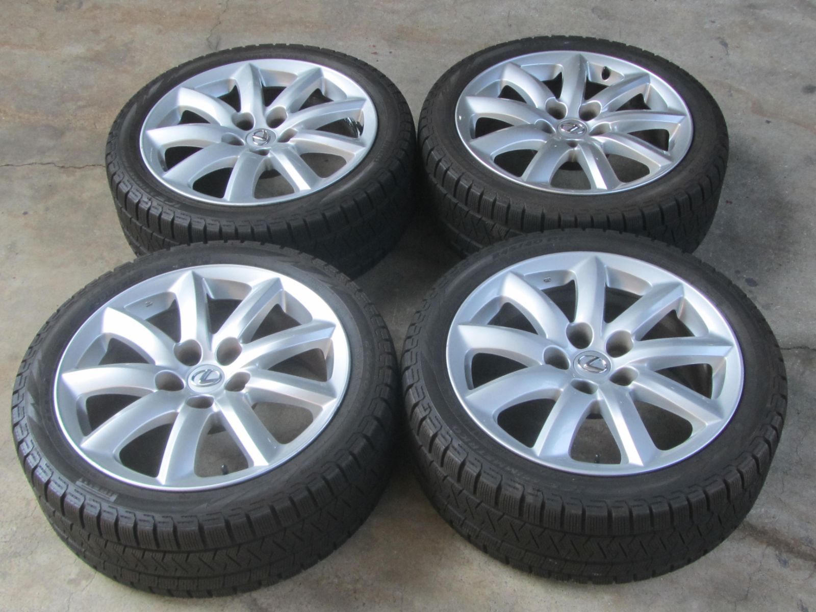 大 レクサス純正 245|40R18 スタッドレス ピレリ アイスアシンメトリコ レクサス LS LCなど