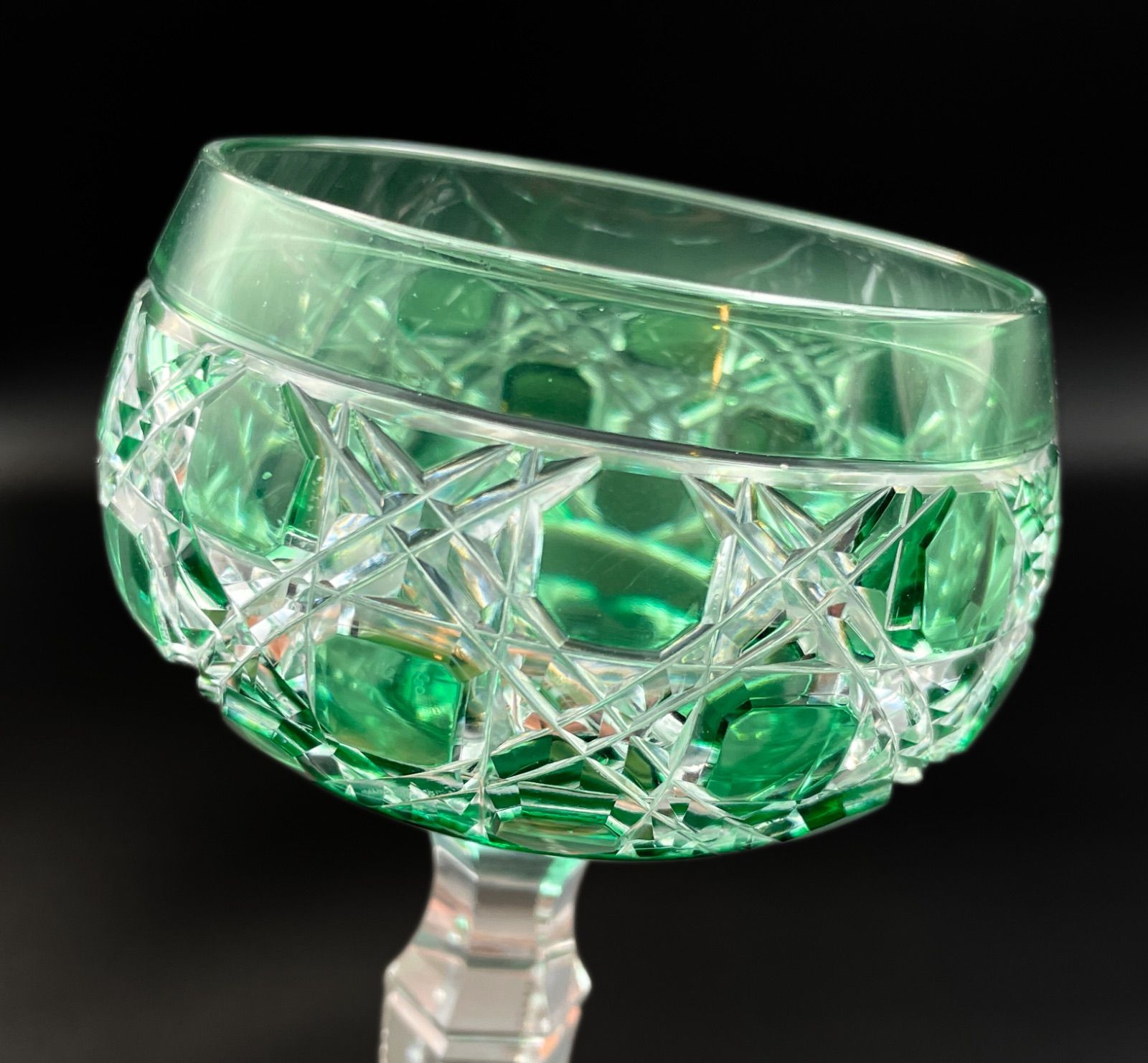 グリーン被せ 超細密ダイヤモンドカット