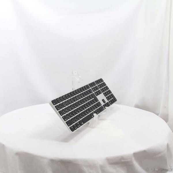 中古品〕 Appleシリコン搭載Macモデル用Touch ID搭載 Magic Keyboard 中古品〕 Appleシリコン搭載Macモデル用Touch ID搭載 Magic Keyboard