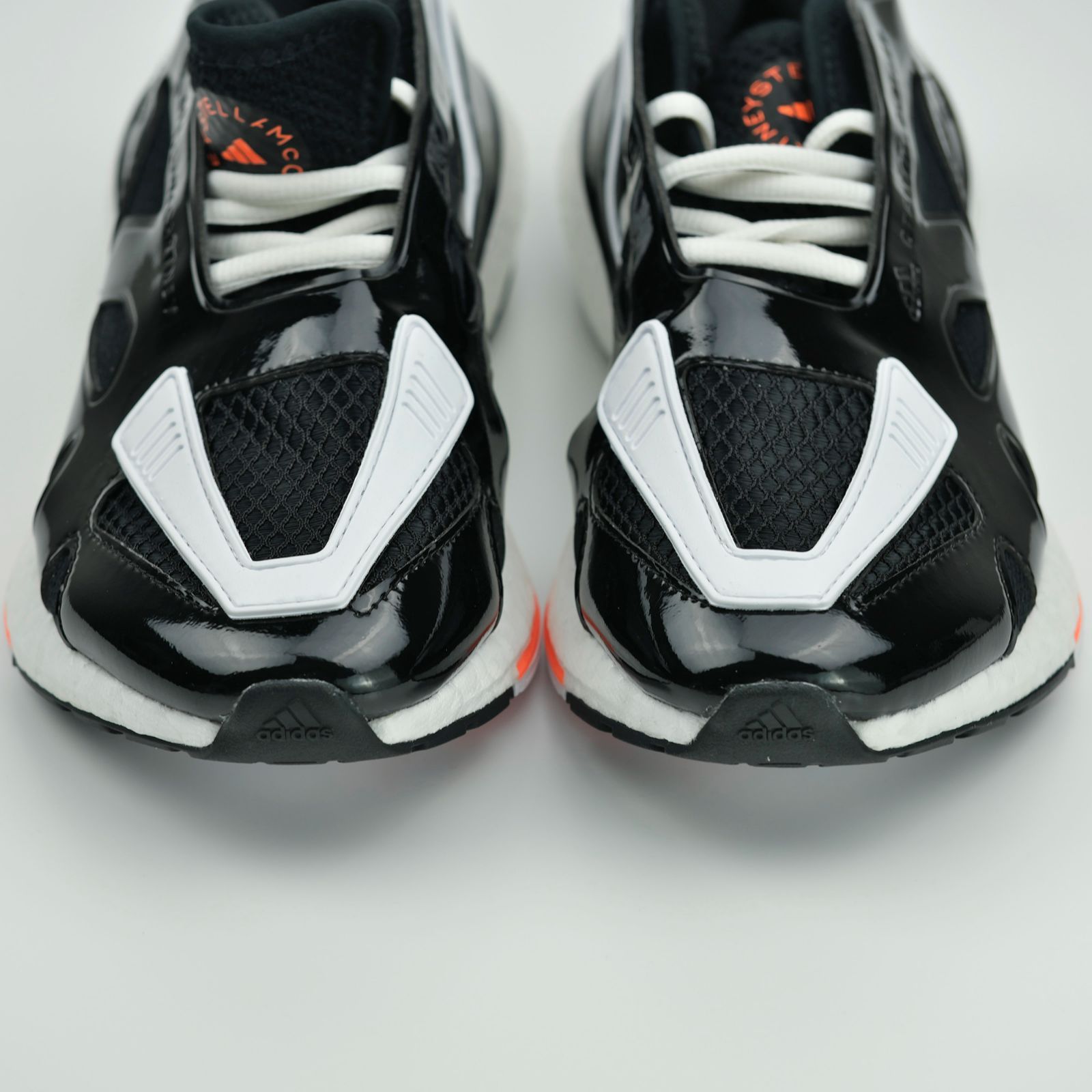 アディダスバイステラマッカートニー スニーカー ブラック×ホワイト  