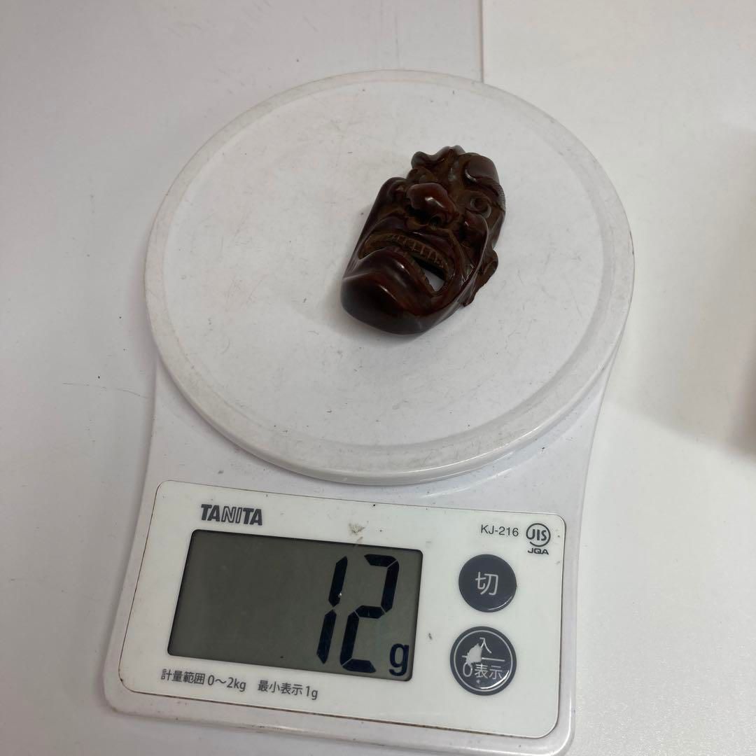 出目刀 木彫 面根付 12g トヒサ 東さ5-1214☆1F - メルカリ