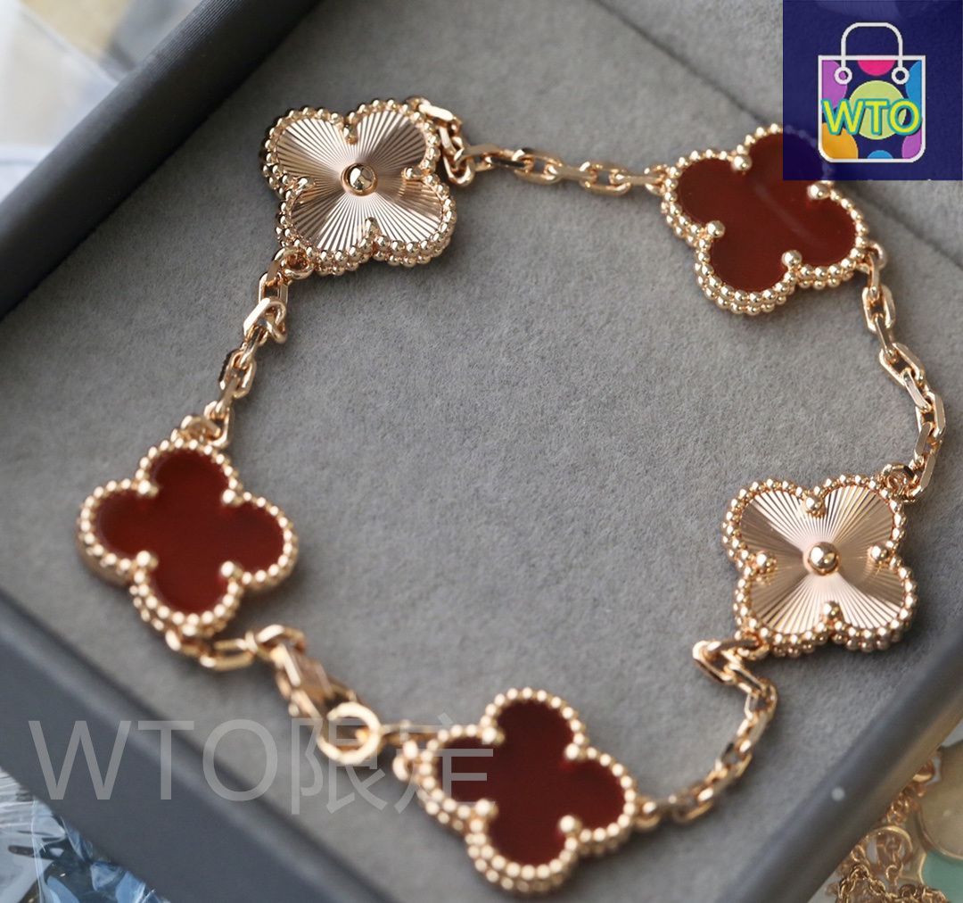 Van Cleef & Arpels 四つ葉のクローバーブレスレット Van Cleef & Arpelsシルバー 四つ葉のクローバーブレスレット